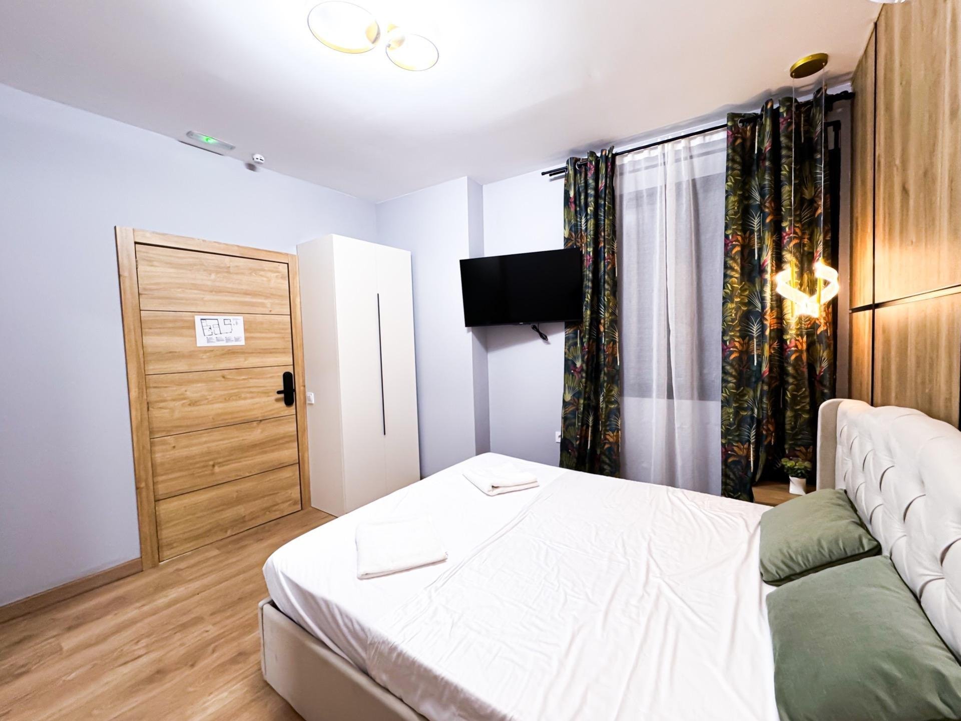 Hotelli Torrevieja, Alicante, Espanja 12 makuuhuonetta, 350 m2 No. 190575
