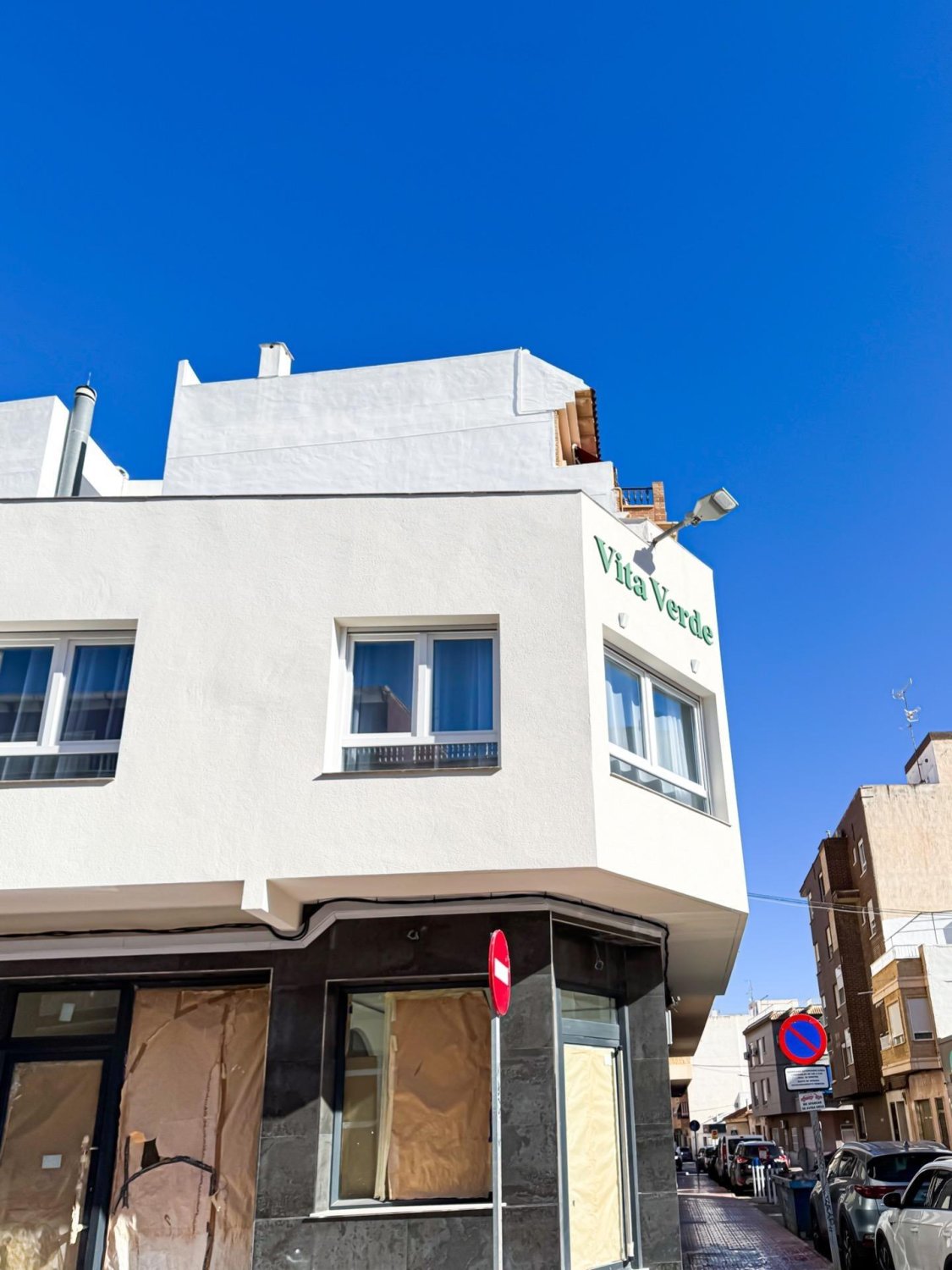 Hotelli Torrevieja, Alicante, Espanja 12 makuuhuonetta, 350 m2 No. 190575