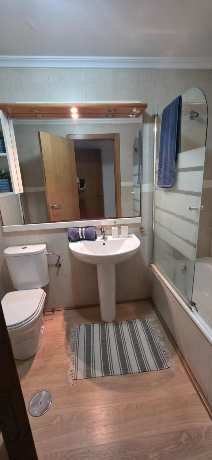 Apartamento en Torrevieja, Alicante, España 3 dormitorios, 67 m2 No. 190572