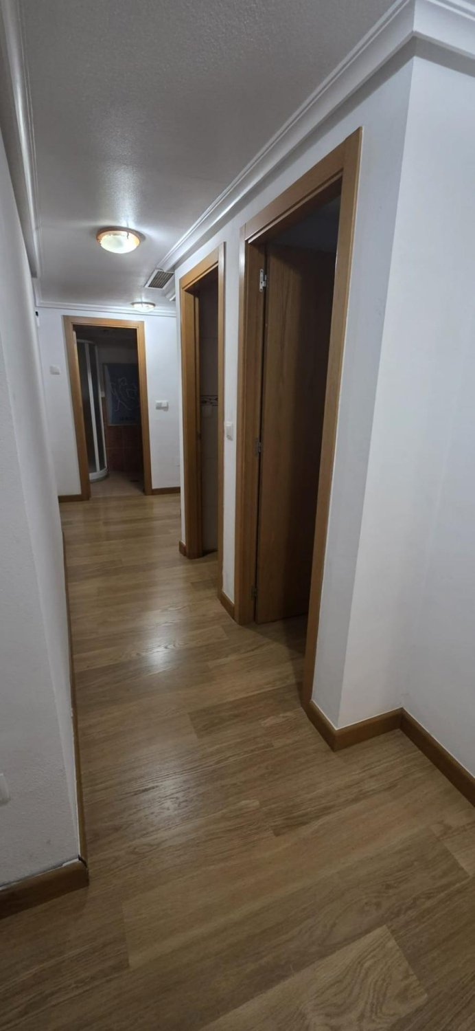 Apartamento en Torrevieja, Alicante, España 3 dormitorios, 67 m2 No. 190572