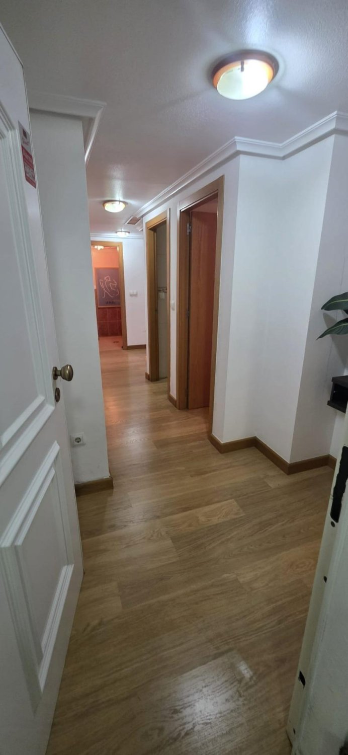 Apartamento en Torrevieja, Alicante, España 3 dormitorios, 67 m2 No. 190572