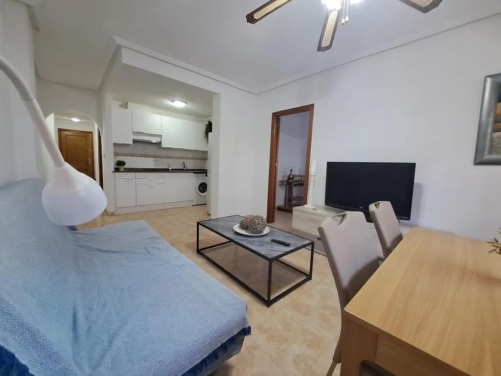 Huoneisto Torrevieja, Alicante, Espanja 2 makuuhuonetta, 68 m2 No. 190574