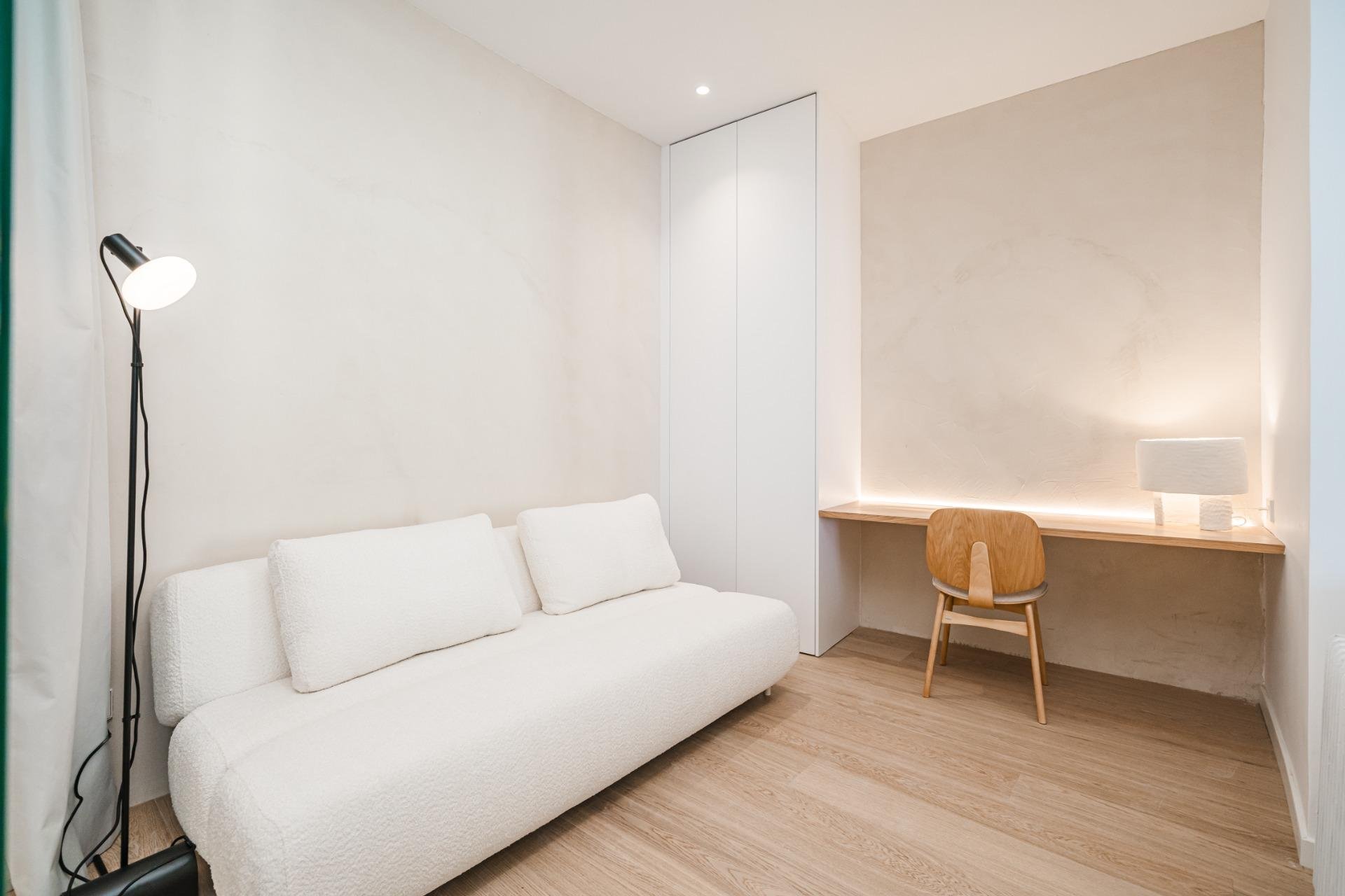 Huoneisto Madrid, Espanja 4 makuuhuonetta, 176 m2 No. 178093