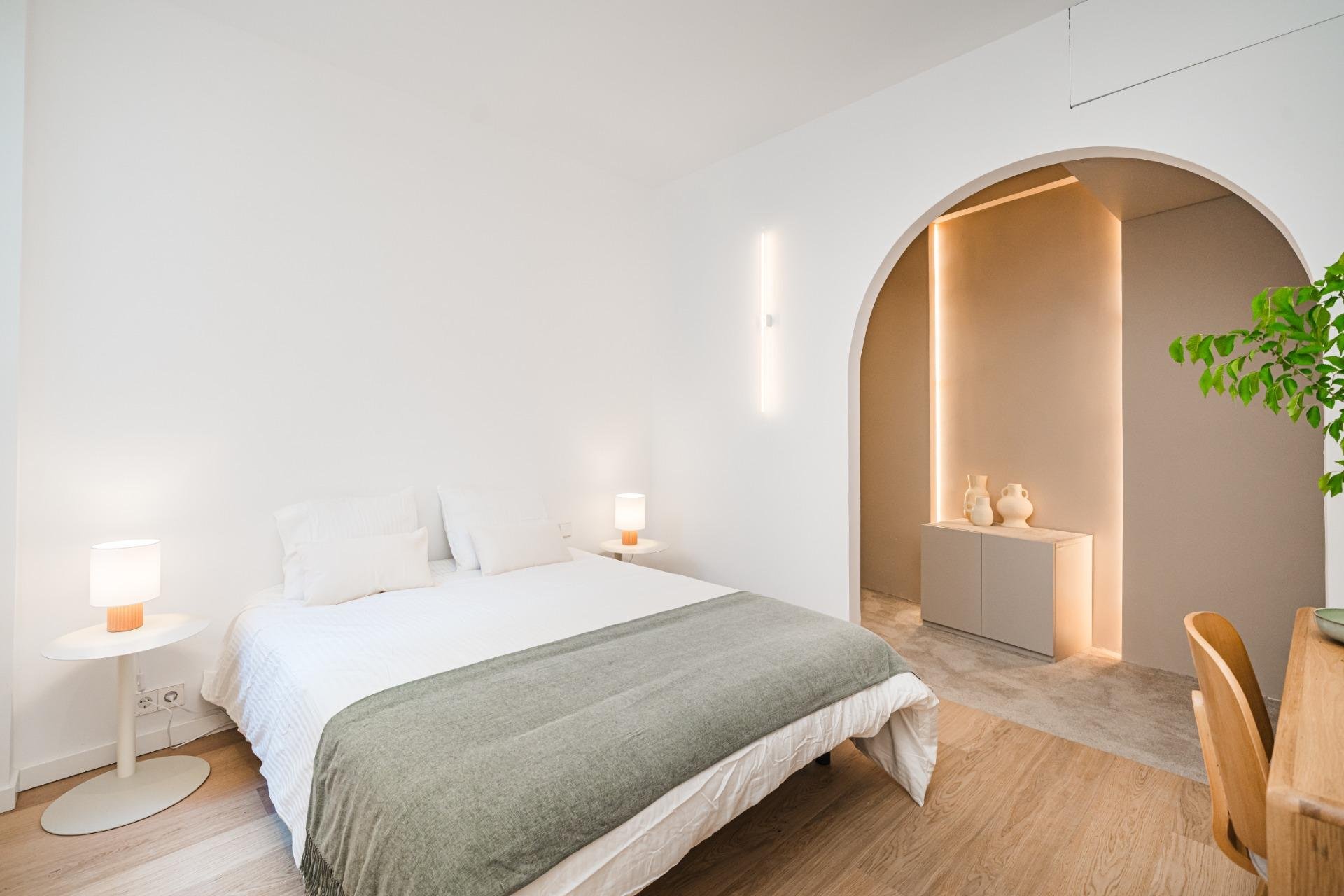 Huoneisto Madrid, Espanja 4 makuuhuonetta, 176 m2 No. 178093