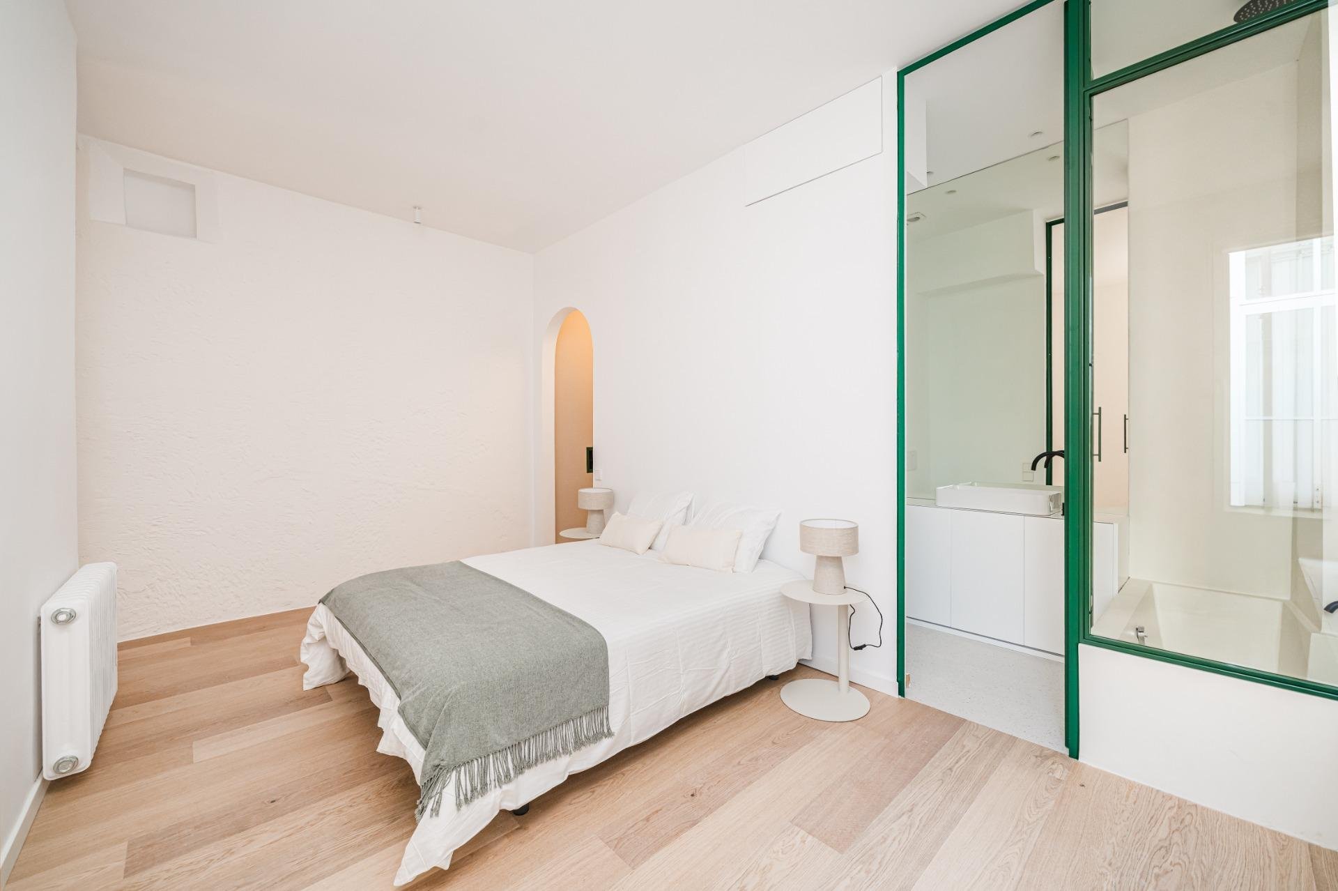 Huoneisto Madrid, Espanja 4 makuuhuonetta, 176 m2 No. 178093