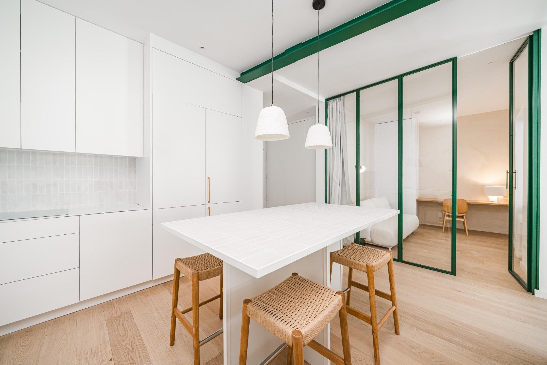 Huoneisto Madrid, Espanja 4 makuuhuonetta, 176 m2 No. 178093