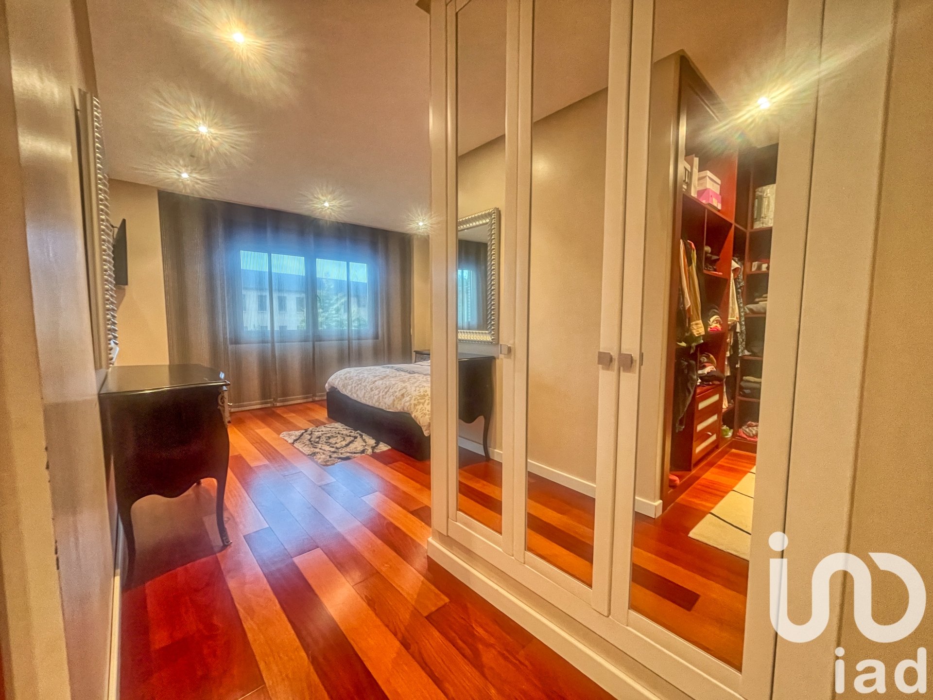 Apartament w Aviles, Asturias, Hiszpania 4 sypialnie, 550 mkw. nr 153600