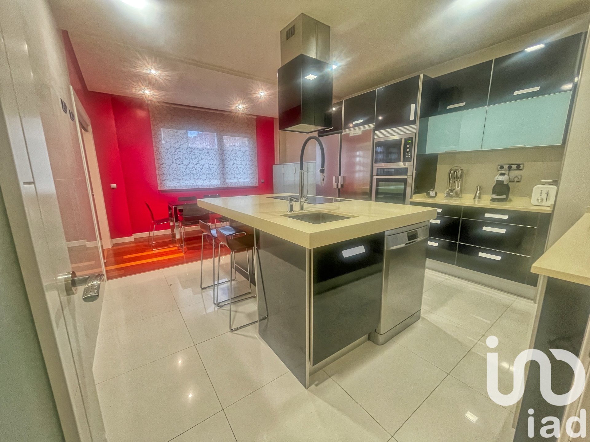 Apartament w Aviles, Asturias, Hiszpania 4 sypialnie, 550 mkw. nr 153600