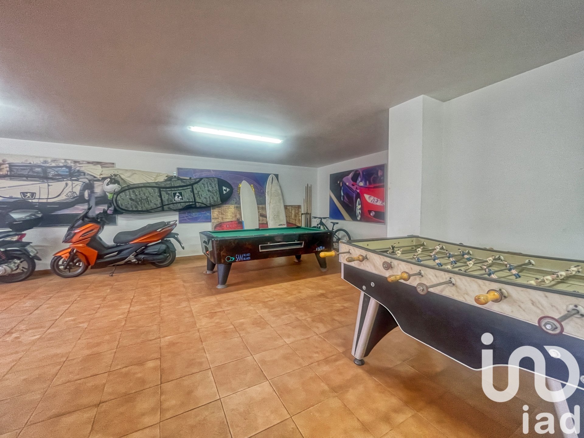 Apartament w Aviles, Asturias, Hiszpania 4 sypialnie, 550 mkw. nr 153600