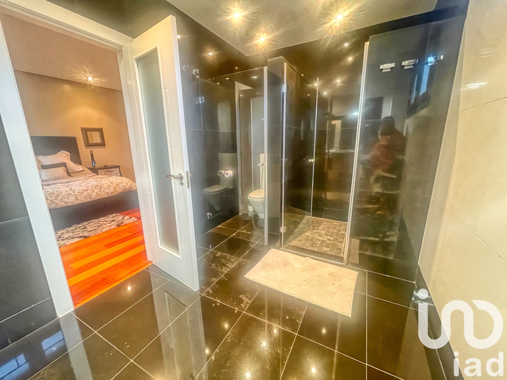 Apartament w Aviles, Asturias, Hiszpania 4 sypialnie, 550 mkw. nr 153600
