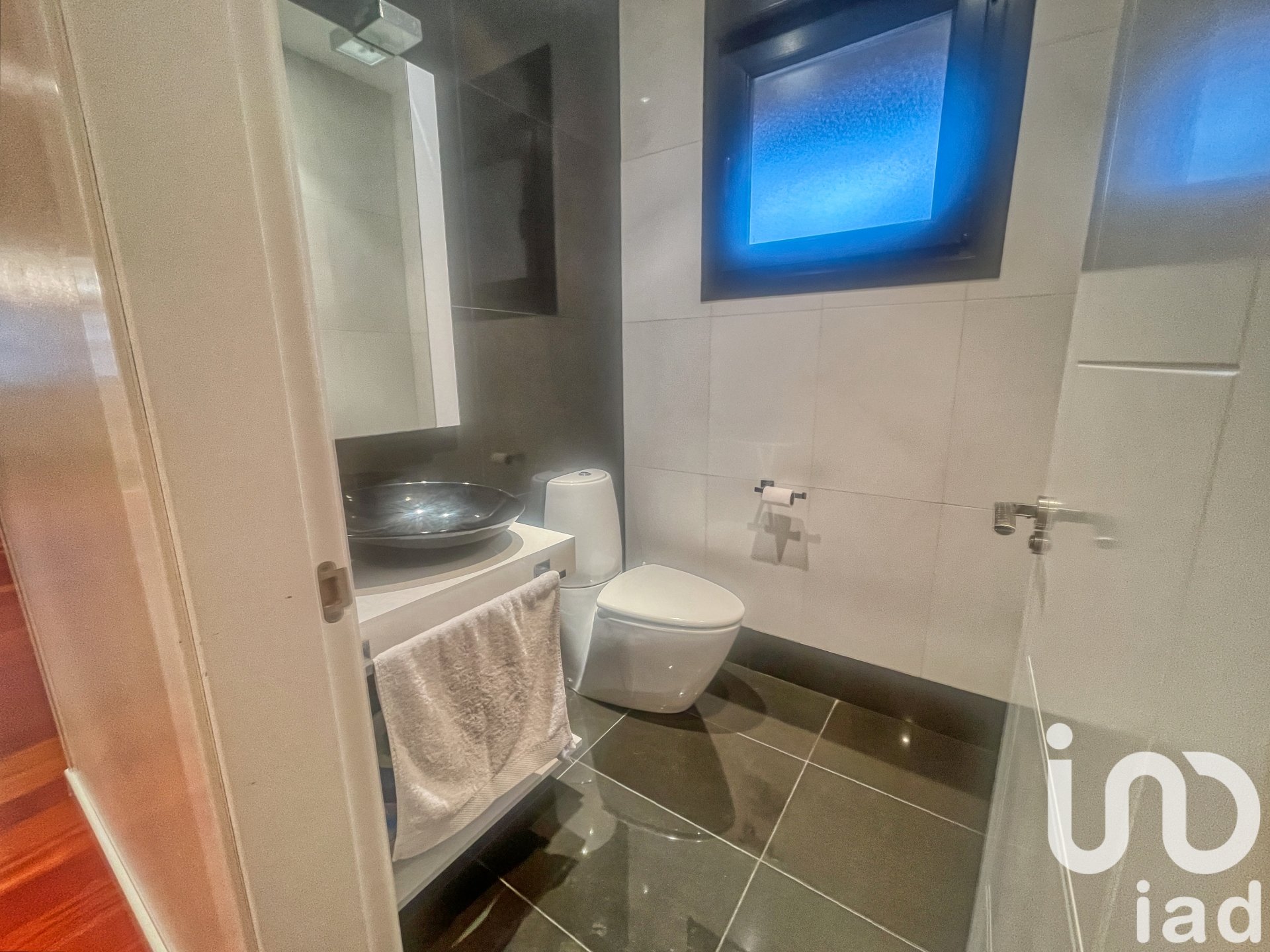 Apartament w Aviles, Asturias, Hiszpania 4 sypialnie, 550 mkw. nr 153600