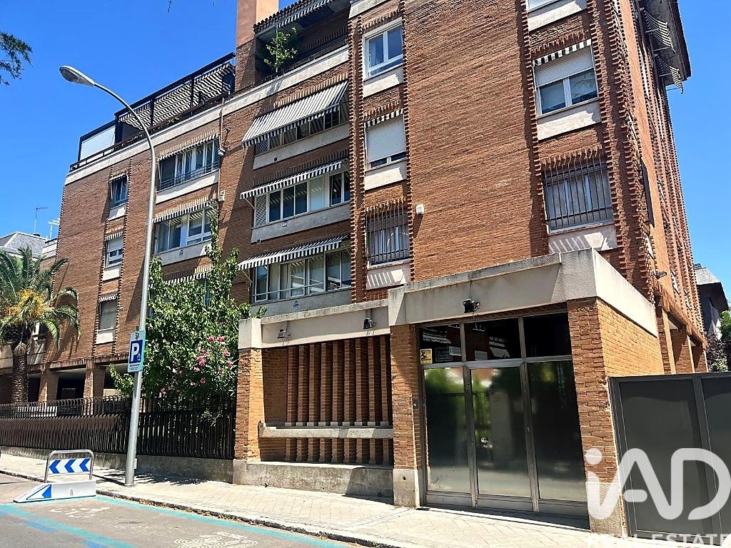 Propiedad comercial en Madrid, España 231 m2 No. 187633