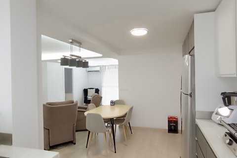 Apartment in Elche, Alicante, Spain 4 bedrooms, 115 sq.m. No. 187629