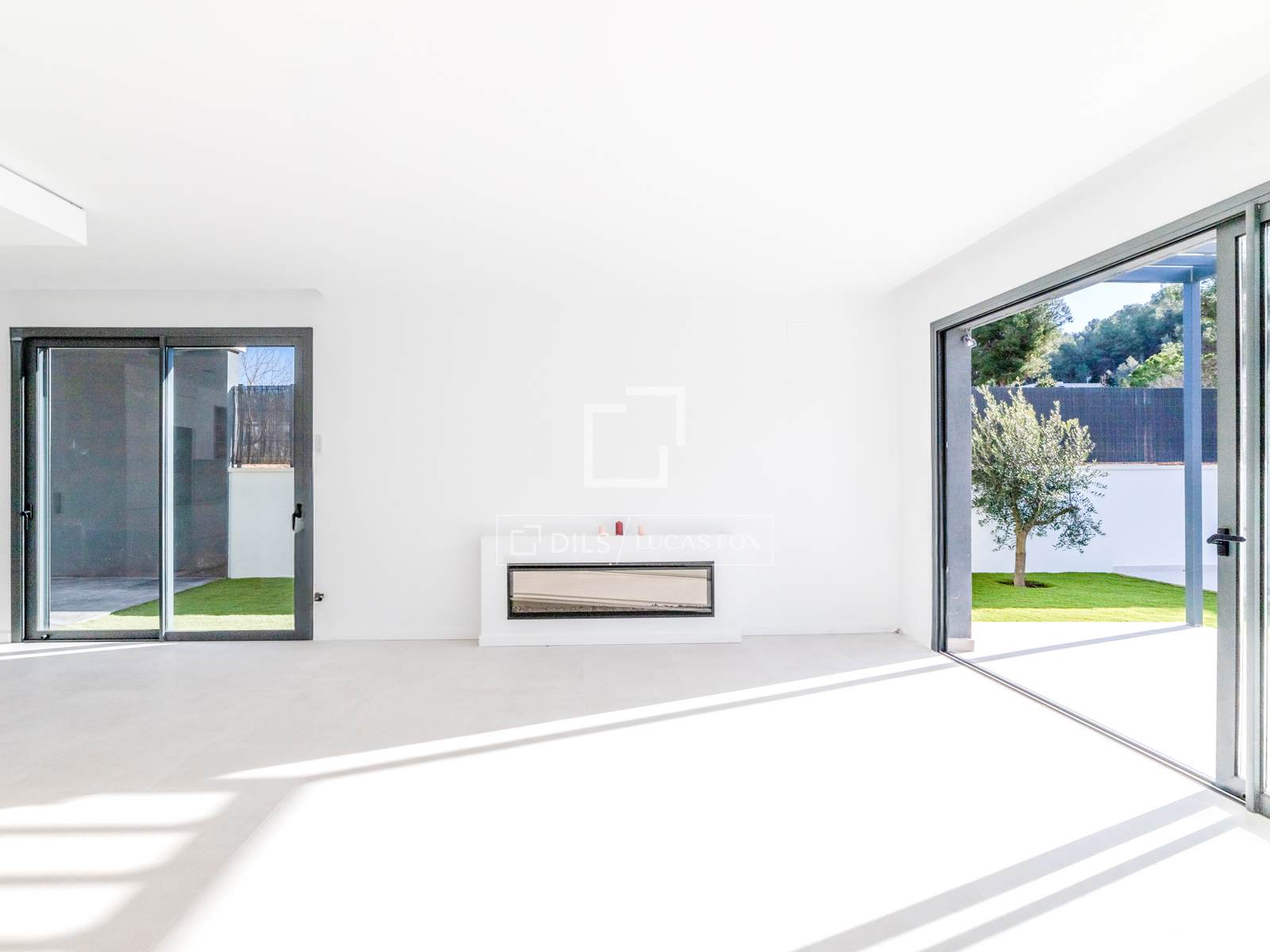 Villa à Sitges, Barcelona, Espagne 5 chambres, 206 m2 No. 150481