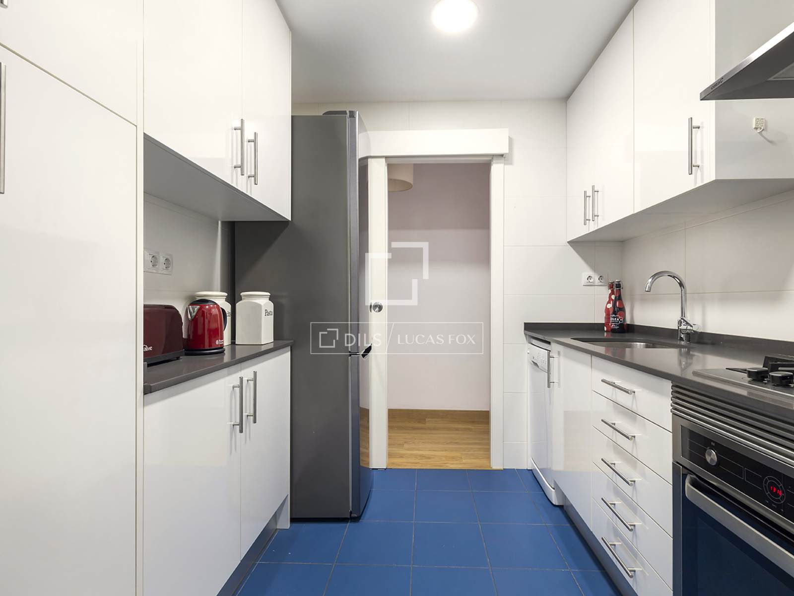 Квартира в Барселона, Испания 2 спальни, 66м2 №150479
