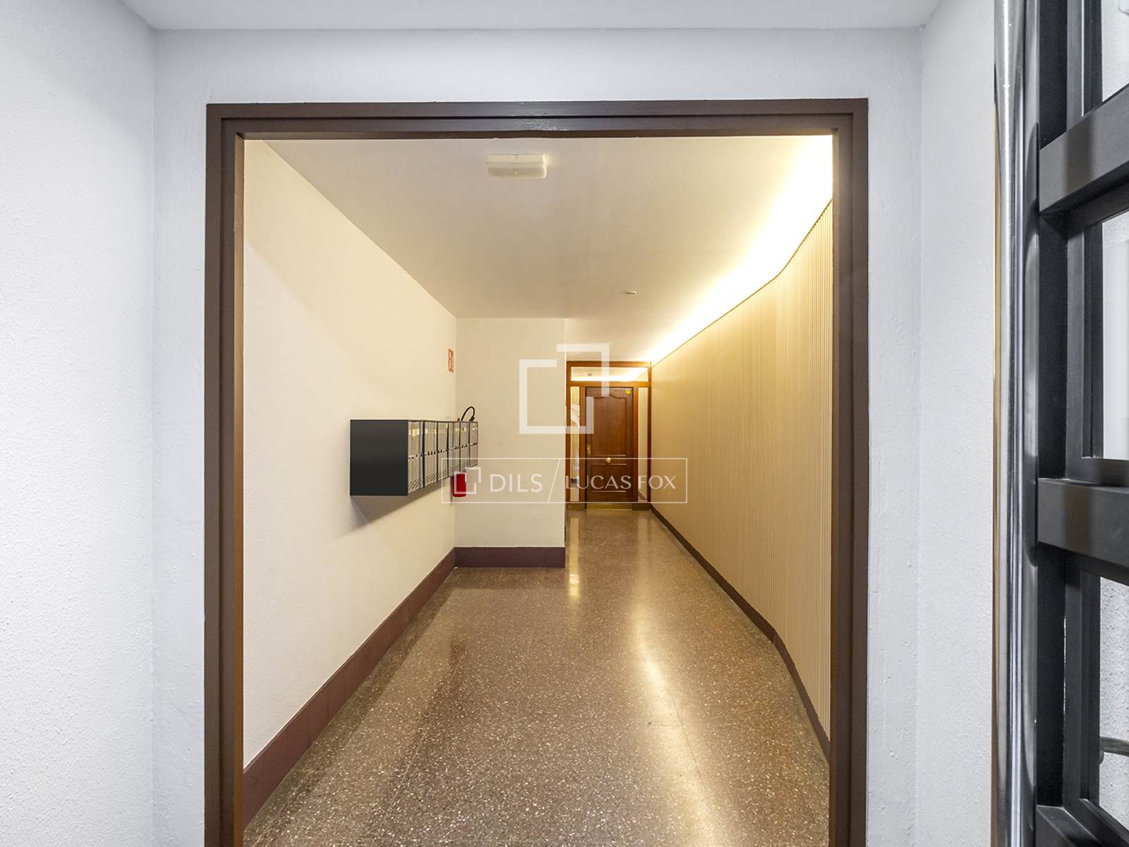 Квартира в Барселона, Испания 2 спальни, 66м2 №150479