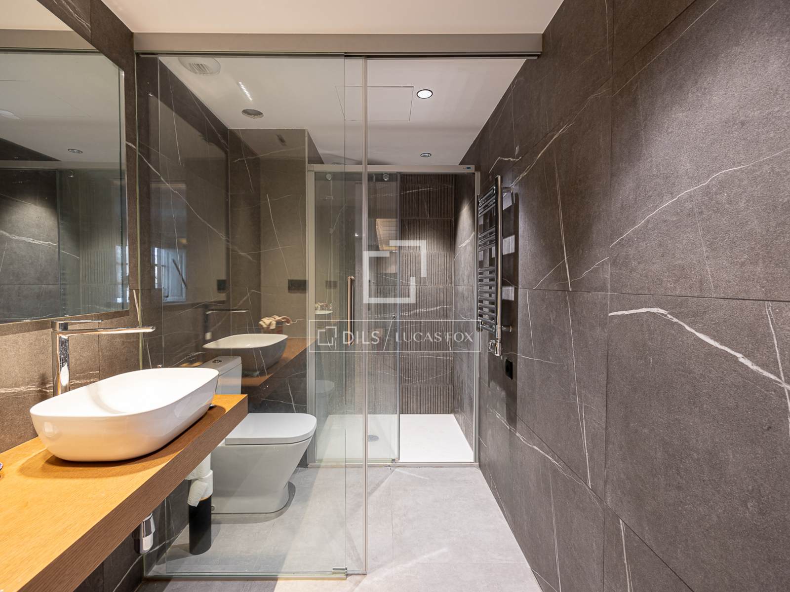 Apartment à Barcelona, Espagne 2 chambres, 70 m2 No. 150477