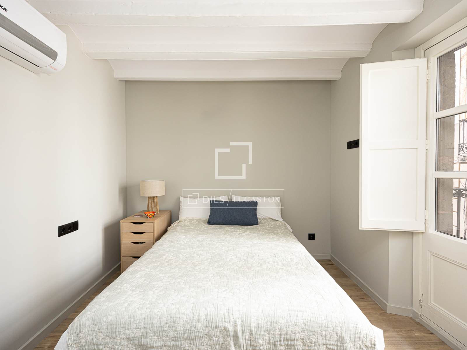 Apartment à Barcelona, Espagne 2 chambres, 70 m2 No. 150477