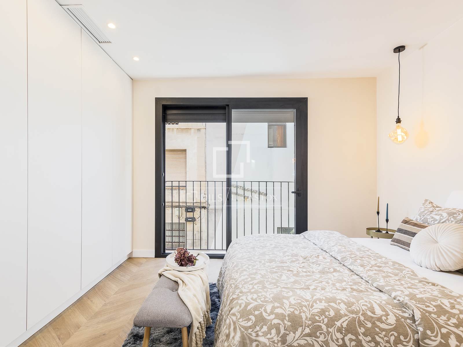 Dzīvoklis Barcelona, Spānijā 2 istabas, 80 m2 Nr. 150478