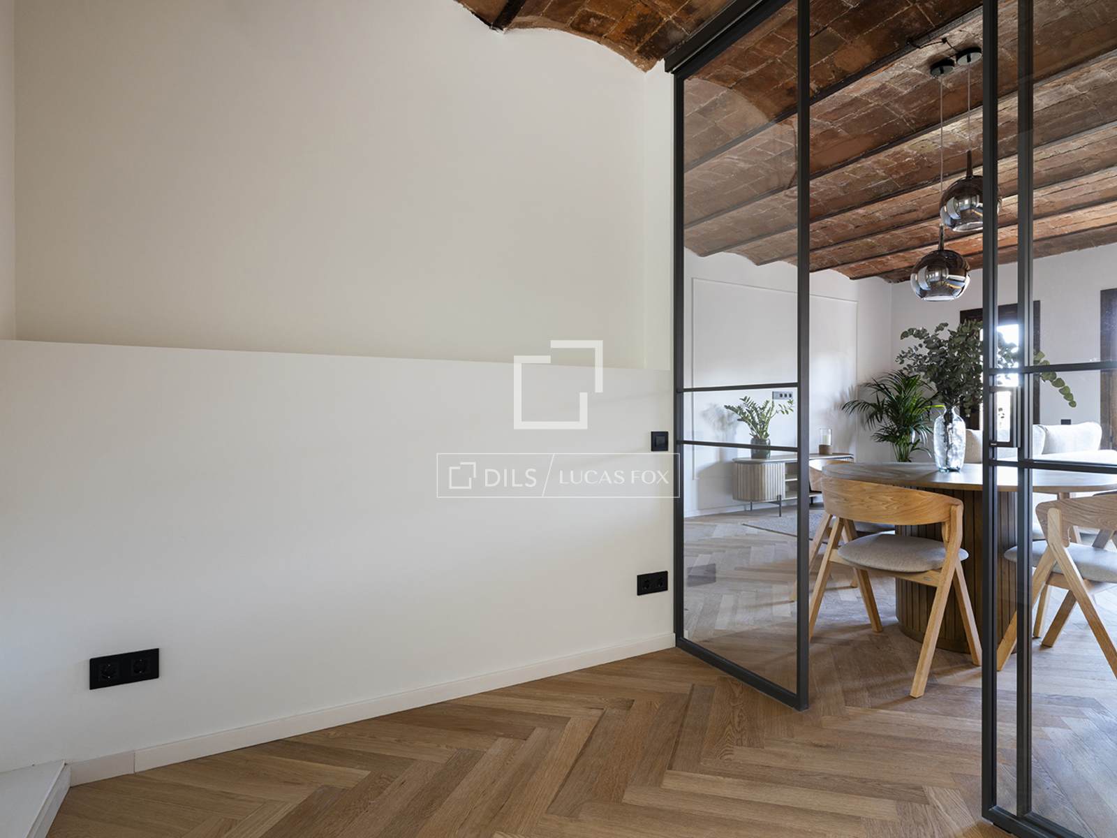 Apartment in Barcelona, Spain 3 bedrooms, 104 sq.m. No. 150475