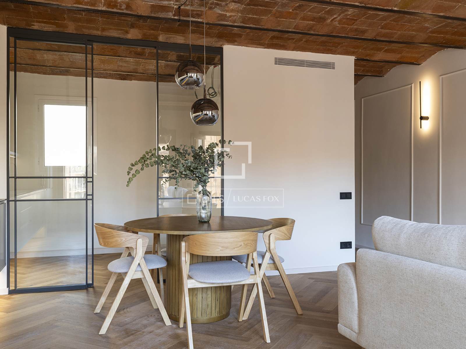 Apartment in Barcelona, Spain 3 bedrooms, 104 sq.m. No. 150475