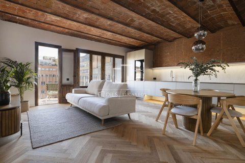 Apartament w Barcelona, Hiszpania 3 sypialnie, 104 mkw. nr 150475