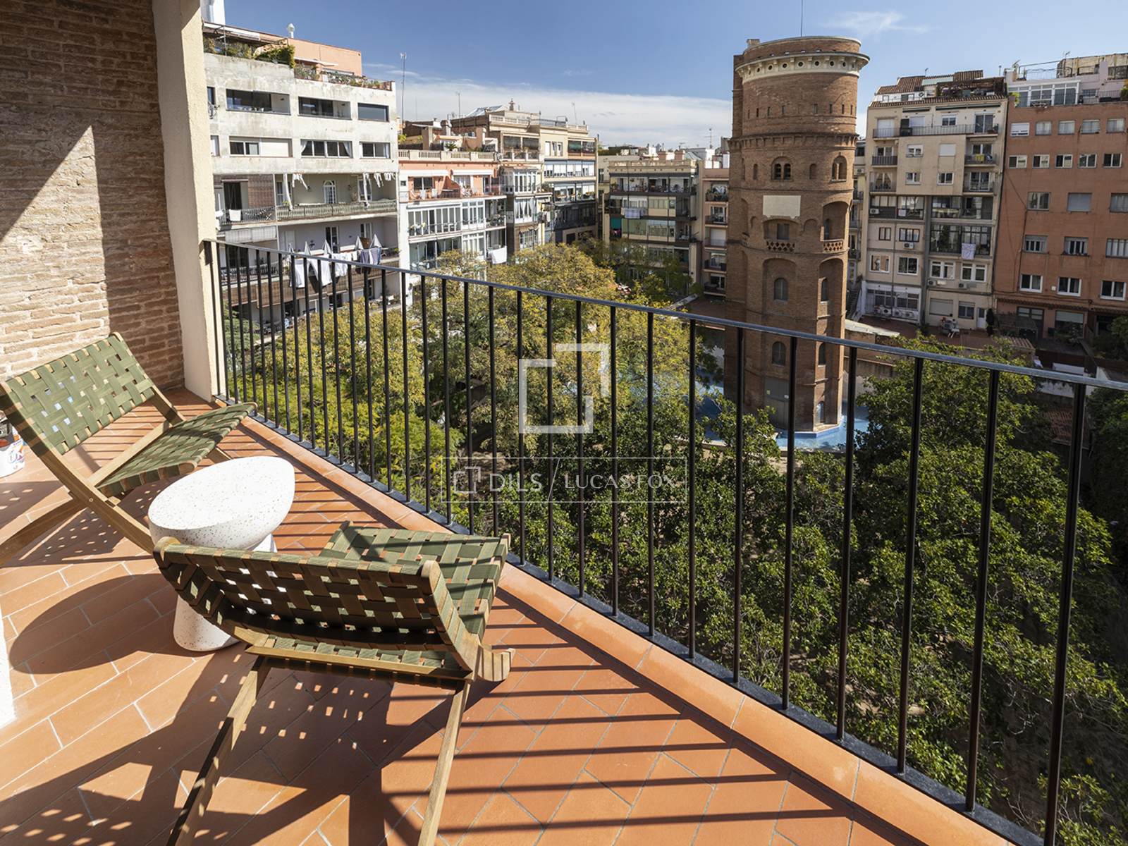Apartment in Barcelona, Spain 3 bedrooms, 104 sq.m. No. 150475