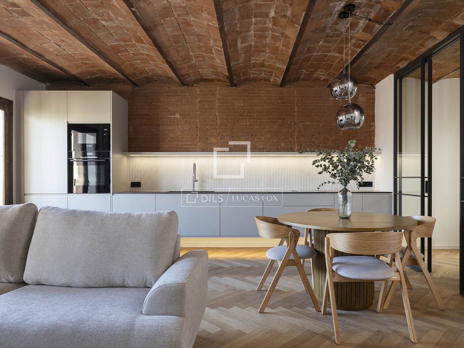 Apartment in Barcelona, Spain 3 bedrooms, 104 sq.m. No. 150475