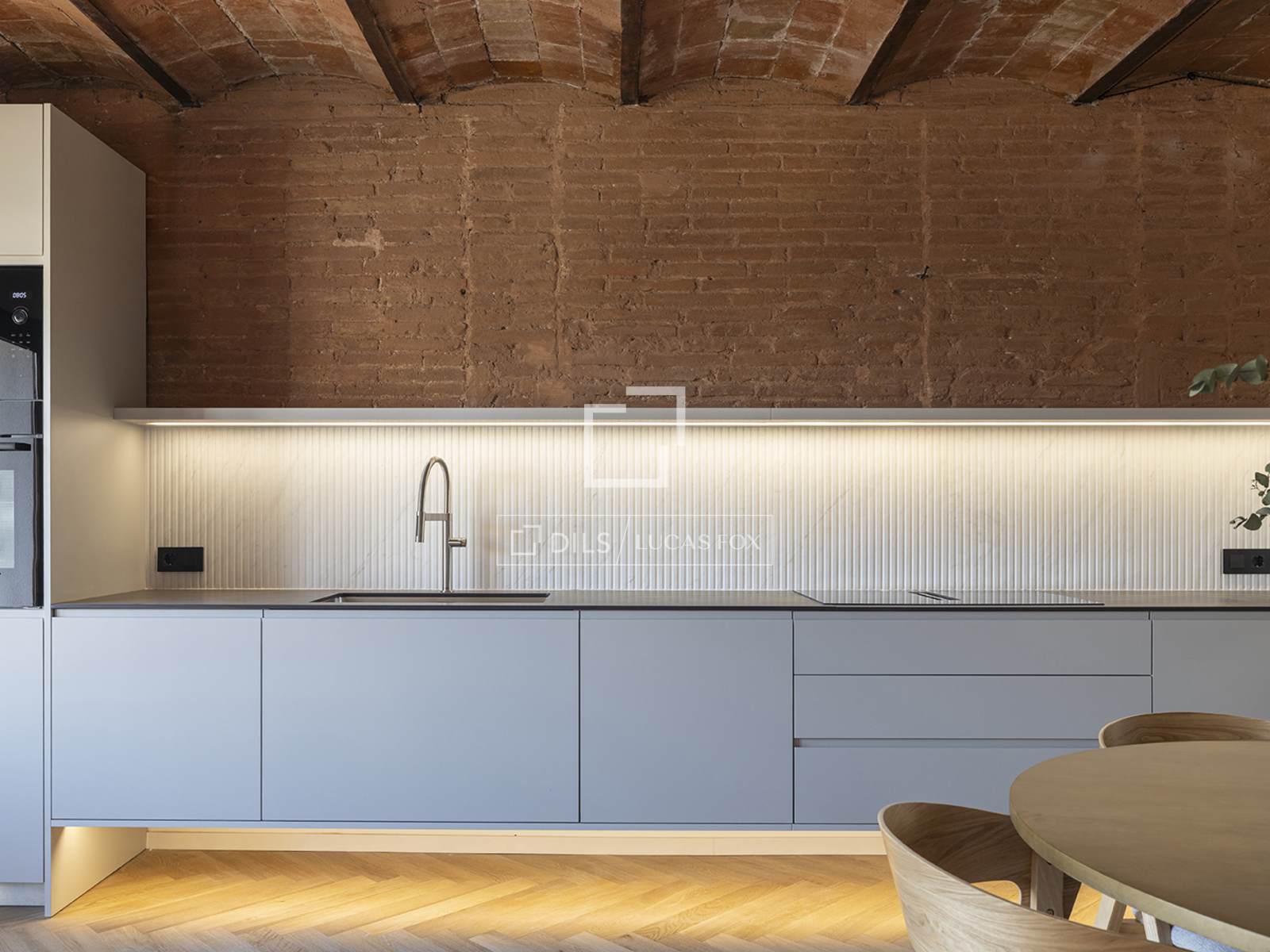 Apartment in Barcelona, Spain 3 bedrooms, 104 sq.m. No. 150475