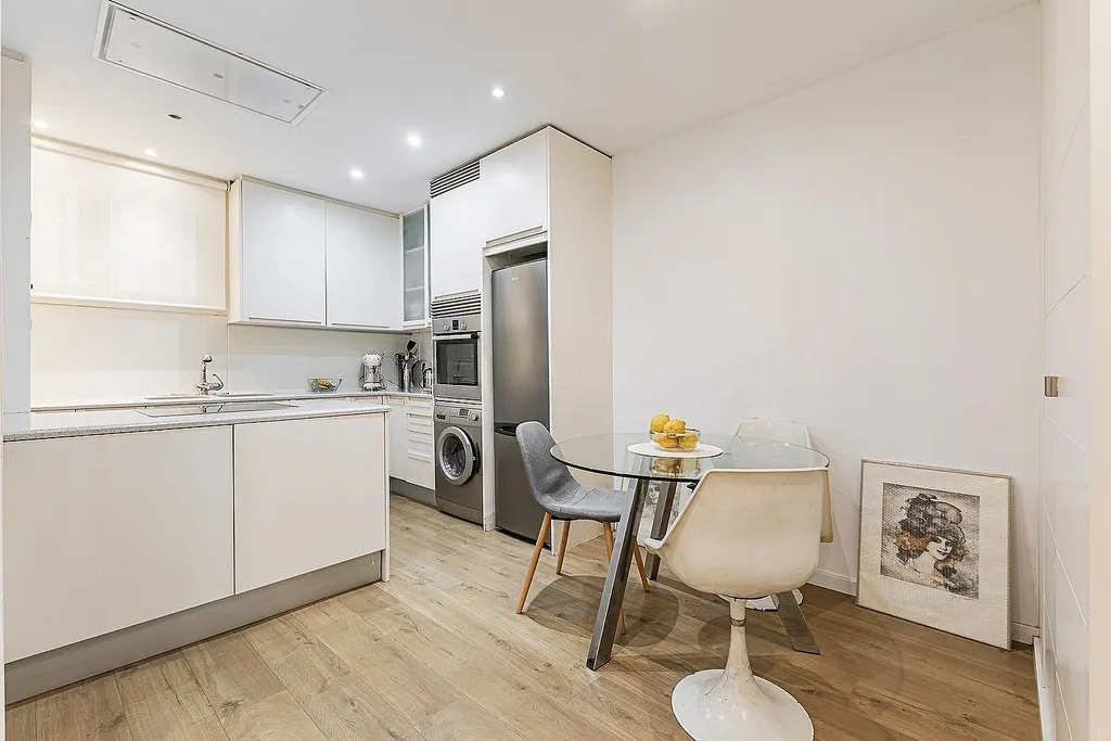 Apartament w Barcelona, Hiszpania 2 sypialnie, 78 mkw. nr 142827