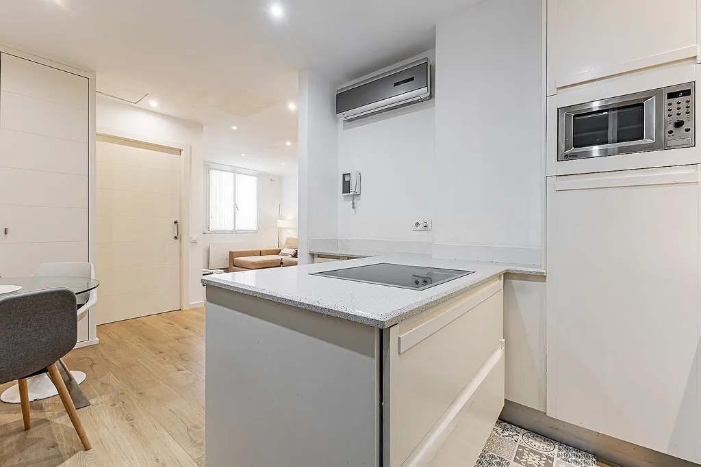 Apartament w Barcelona, Hiszpania 2 sypialnie, 78 mkw. nr 142827