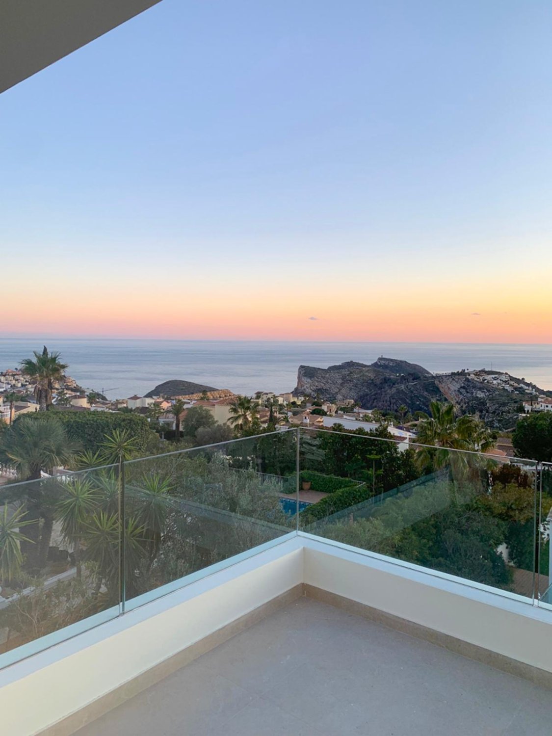 Huvila Benitachell, Alicante, Espanja 3 makuuhuonetta, 451 m2 No. 149035