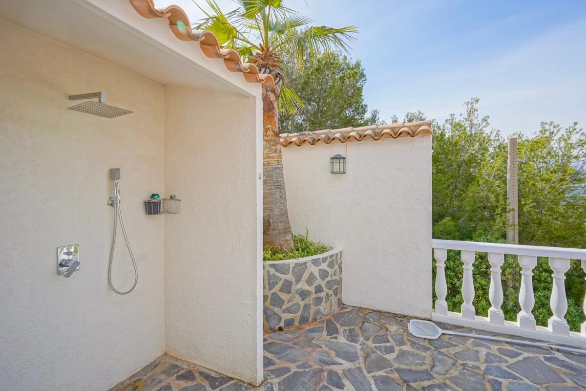 Villa in Altea, Alicante, Spain 4 bedrooms, 400 sq.m. No. 149034