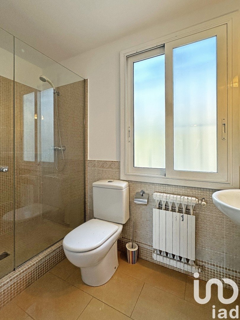 House à Barcelona, Espagne 5 chambres, 817 m2 No. 153773