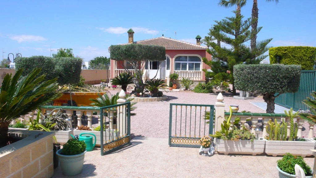 Finca a Dolores, Alicante, Spagna 3 camere da letto, 240 mq. N° 144770