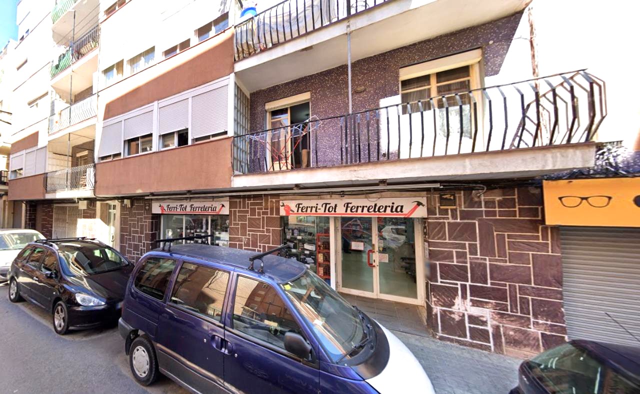 Lägenhet i Mataro, Barcelona, Spanien 3 sovrum, 49 kvm. Nr. 191575