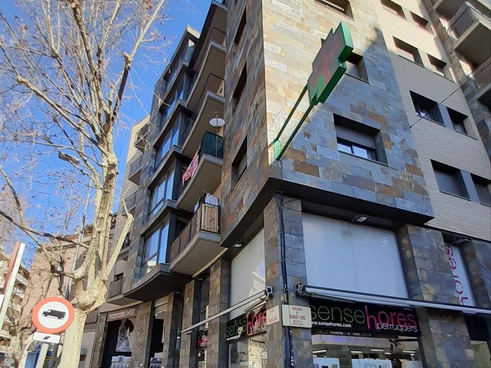 Retail store in Sabadell, Barcelona, Spain 305 sq.m. No. 191577