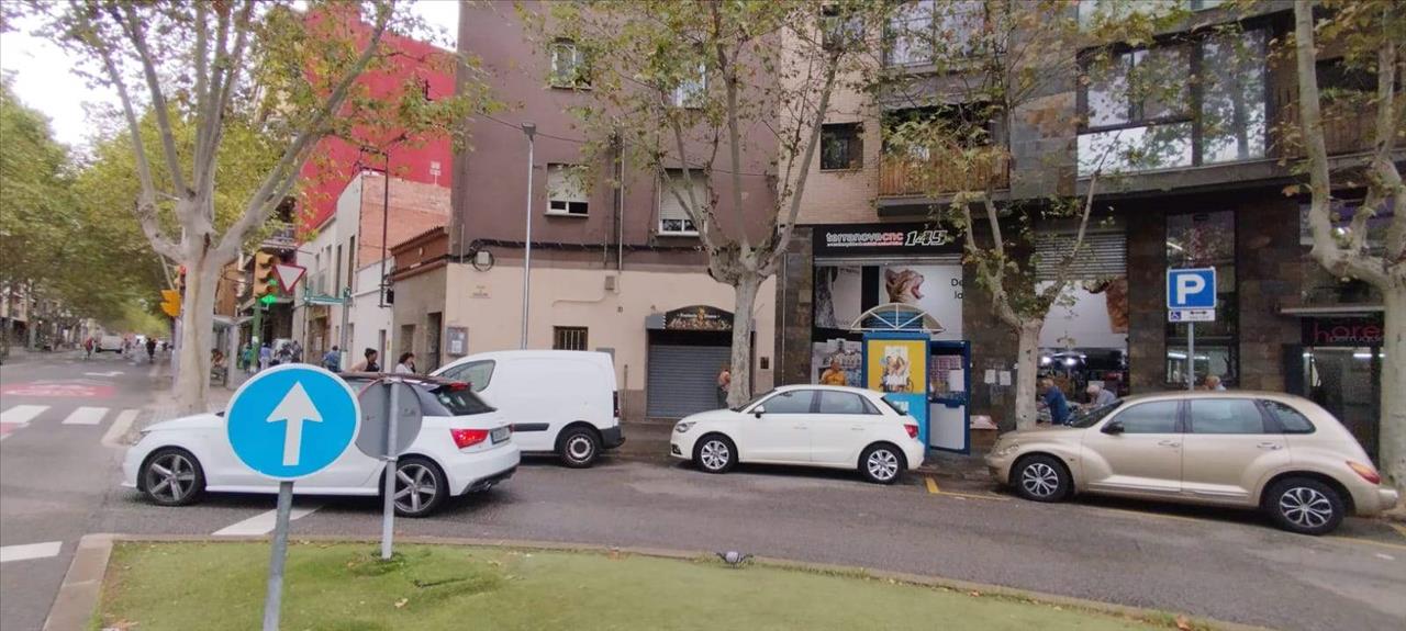 Retail store in Sabadell, Barcelona, Spain 305 sq.m. No. 191577