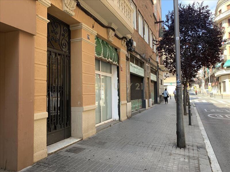 Veikals Barcelona, Spānijā 31 m2 Nr. 191576