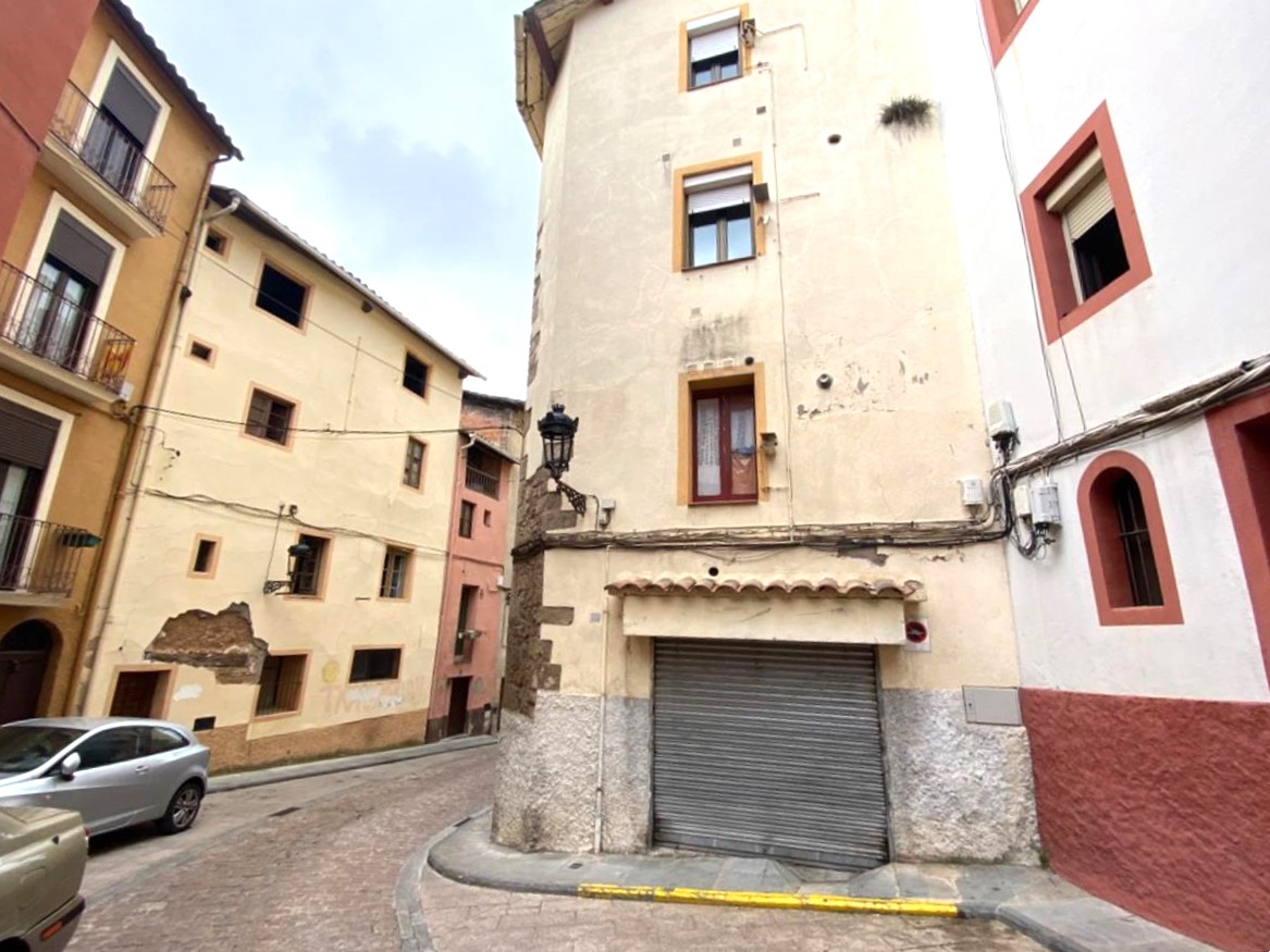 Apartament w Berga, Barcelona, Hiszpania 3 sypialnie, 145 mkw. nr 191574