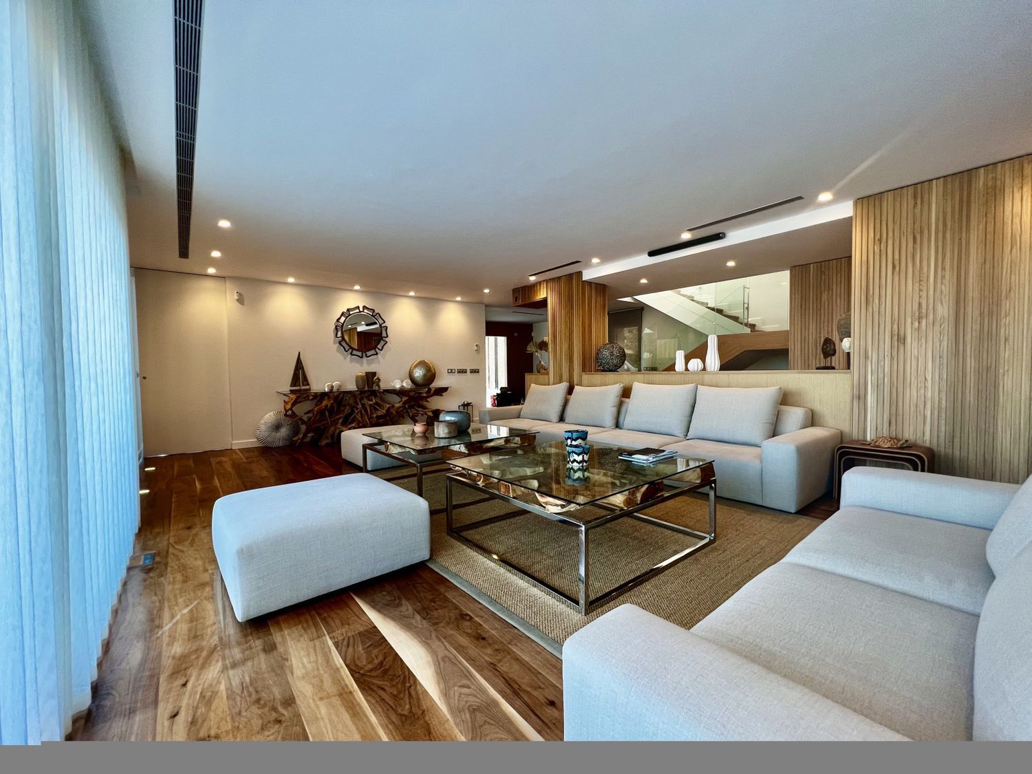 Casa in Spagna 6 camere da letto, 858 mq. N° 160734