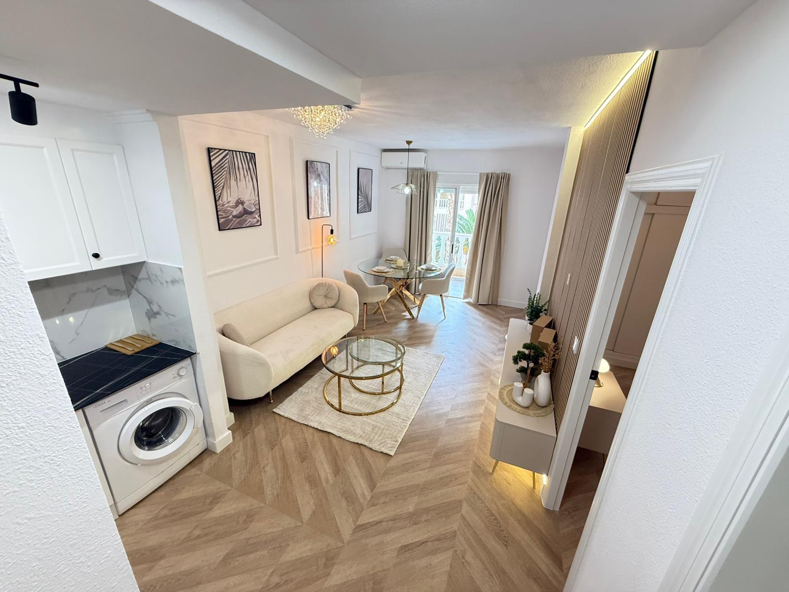 Appartamento a Torrevieja, Alicante, Spagna 2 camere da letto, 55 mq. N° 184394