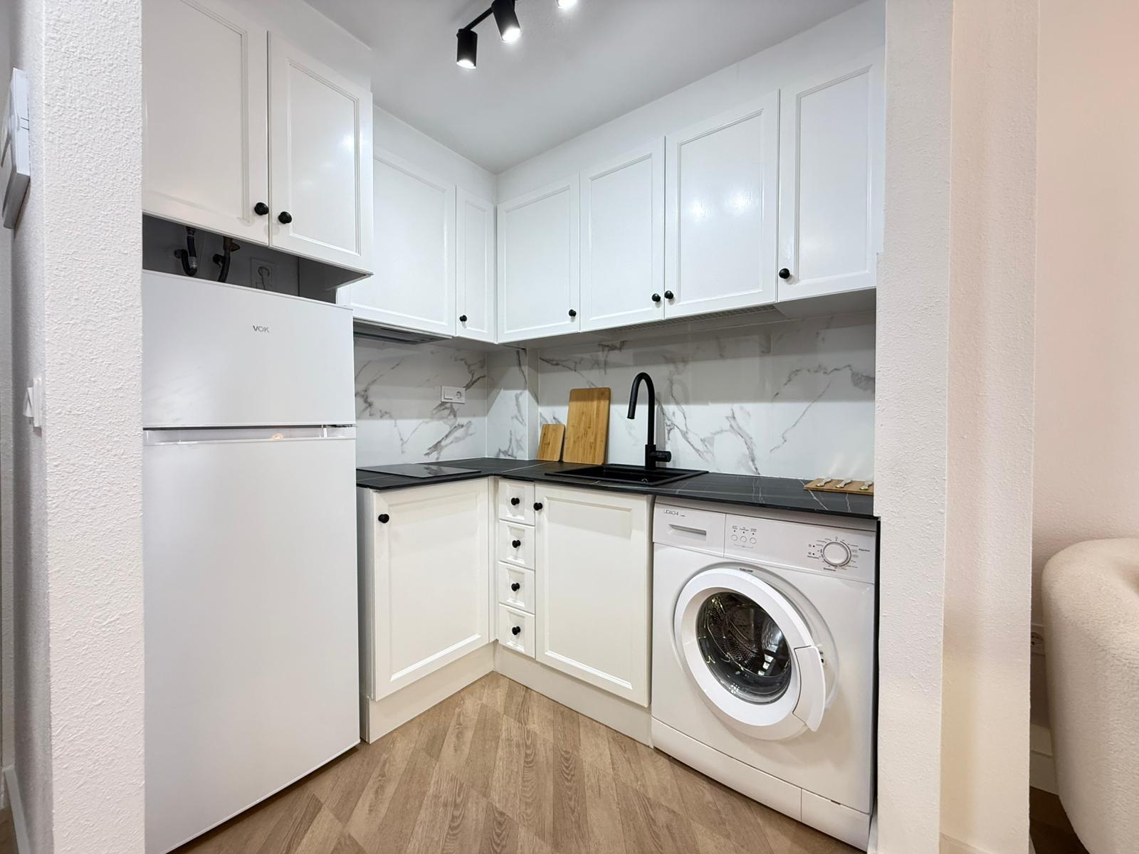 Appartamento a Torrevieja, Alicante, Spagna 2 camere da letto, 55 mq. N° 184394