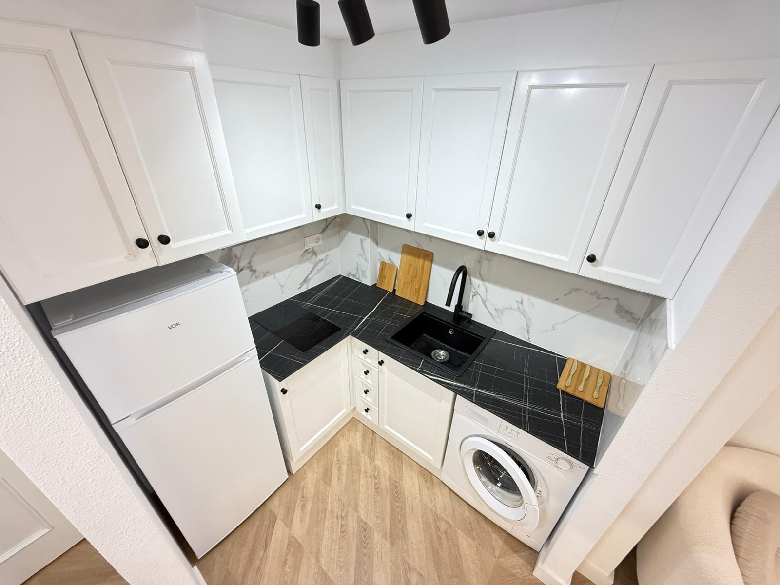 Appartamento a Torrevieja, Alicante, Spagna 2 camere da letto, 55 mq. N° 184394