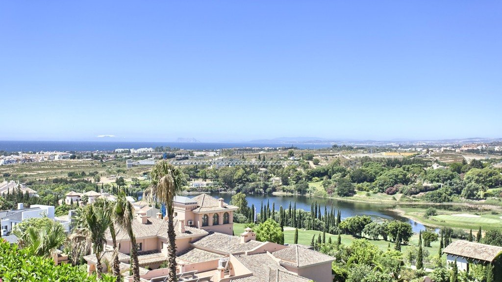 Villa en Málaga, España 4 dormitorios, 464 m2 No. 166069