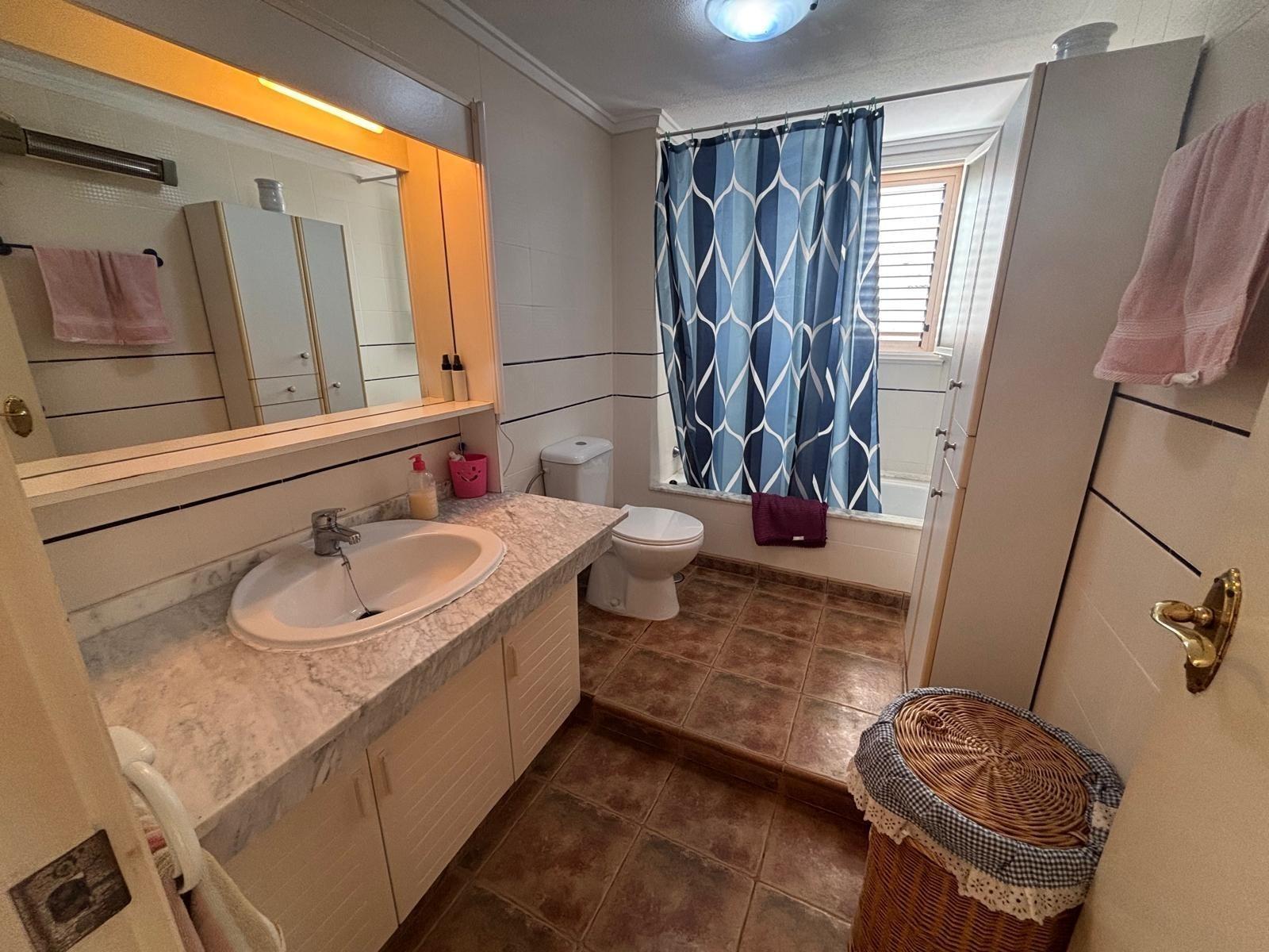 Duplex in Torrevieja, Alicante, Spain 4 bedrooms, 106 sq.m. No. 181802