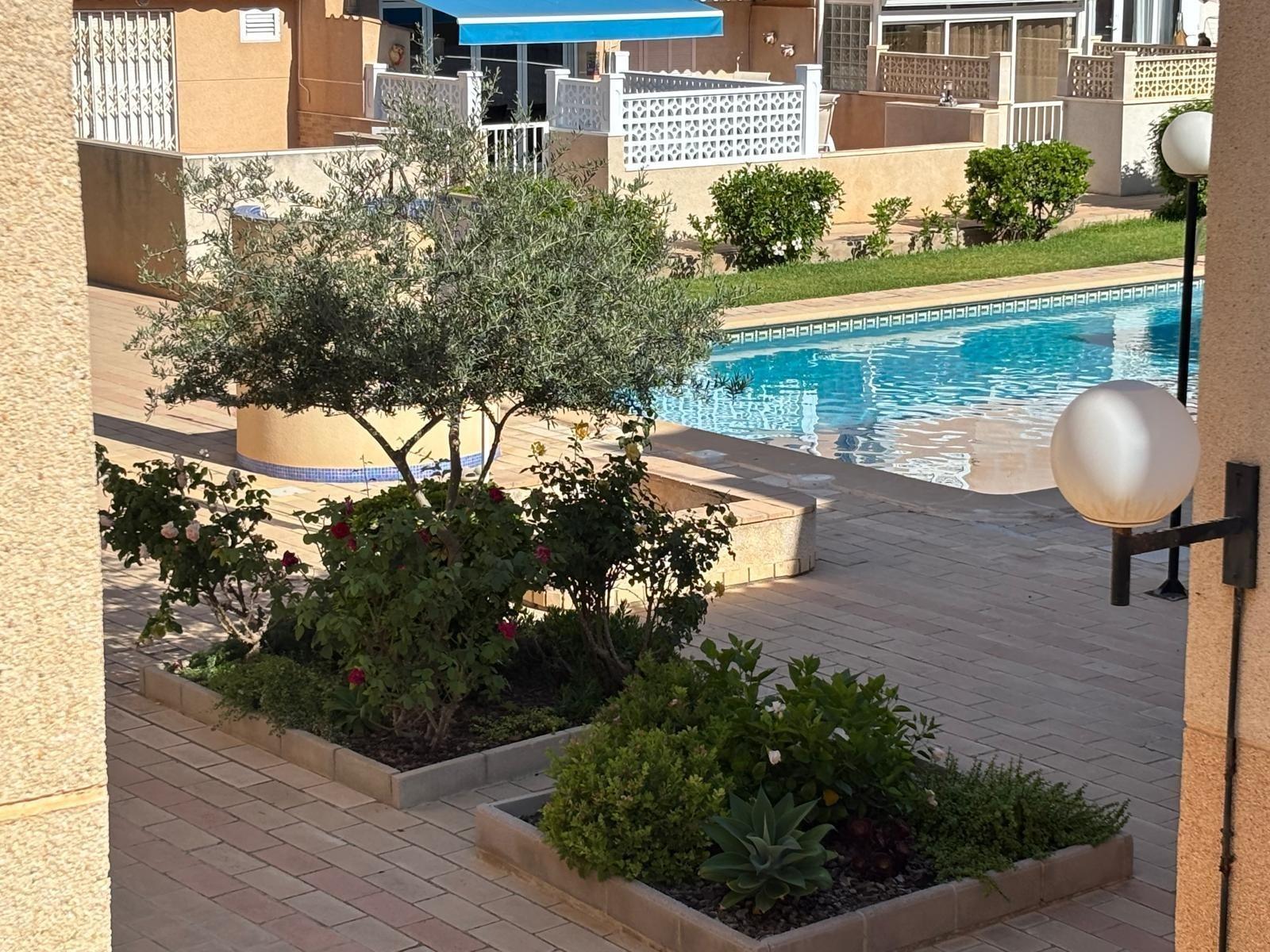 Duplex in Torrevieja, Alicante, Spain 4 bedrooms, 106 sq.m. No. 181802