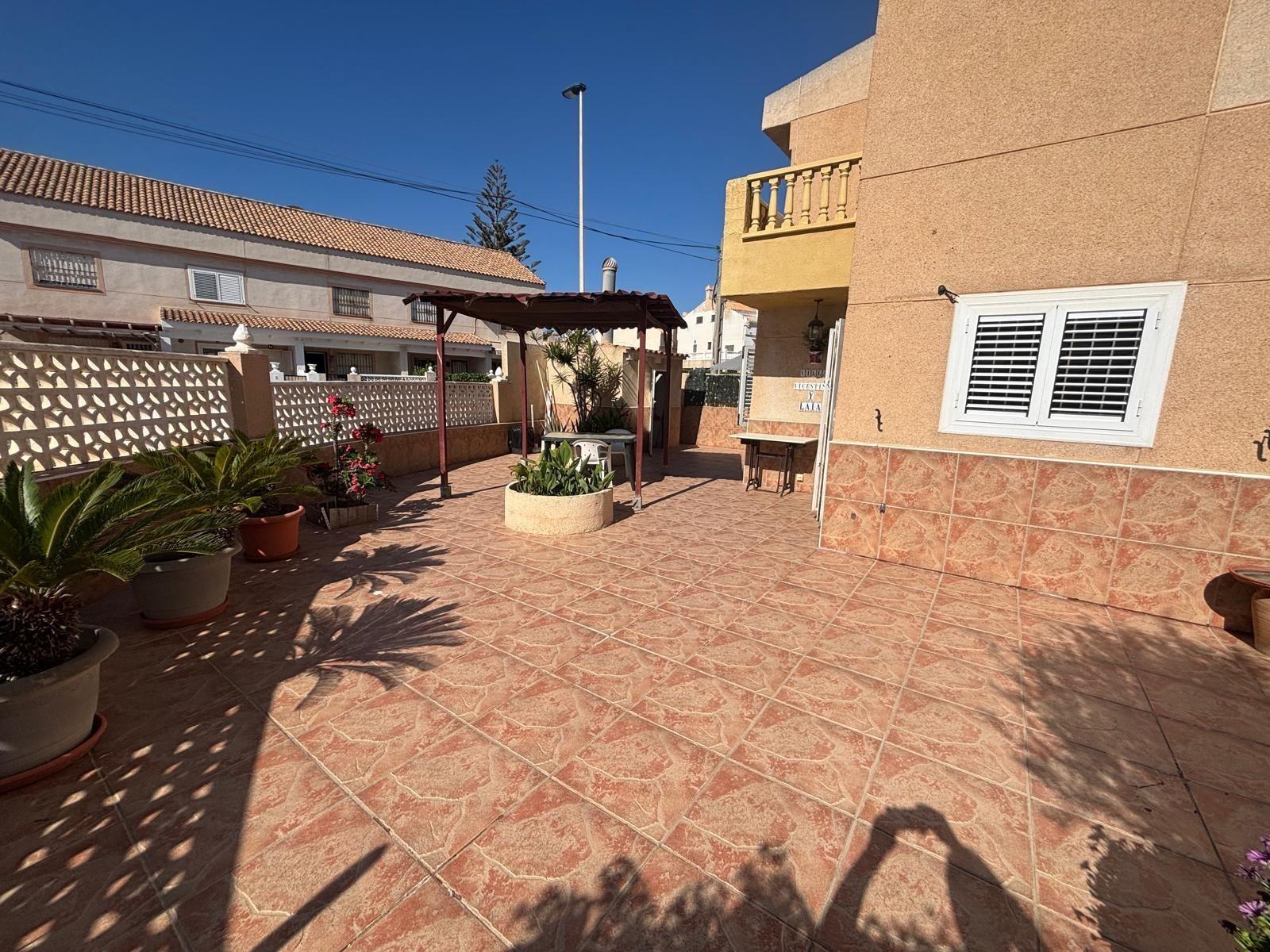 Duplex in Torrevieja, Alicante, Spain 4 bedrooms, 106 sq.m. No. 181802