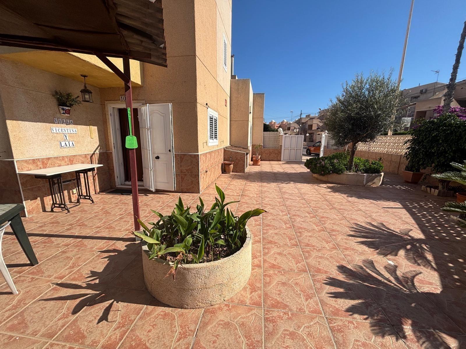 Duplex in Torrevieja, Alicante, Spain 4 bedrooms, 106 sq.m. No. 181802