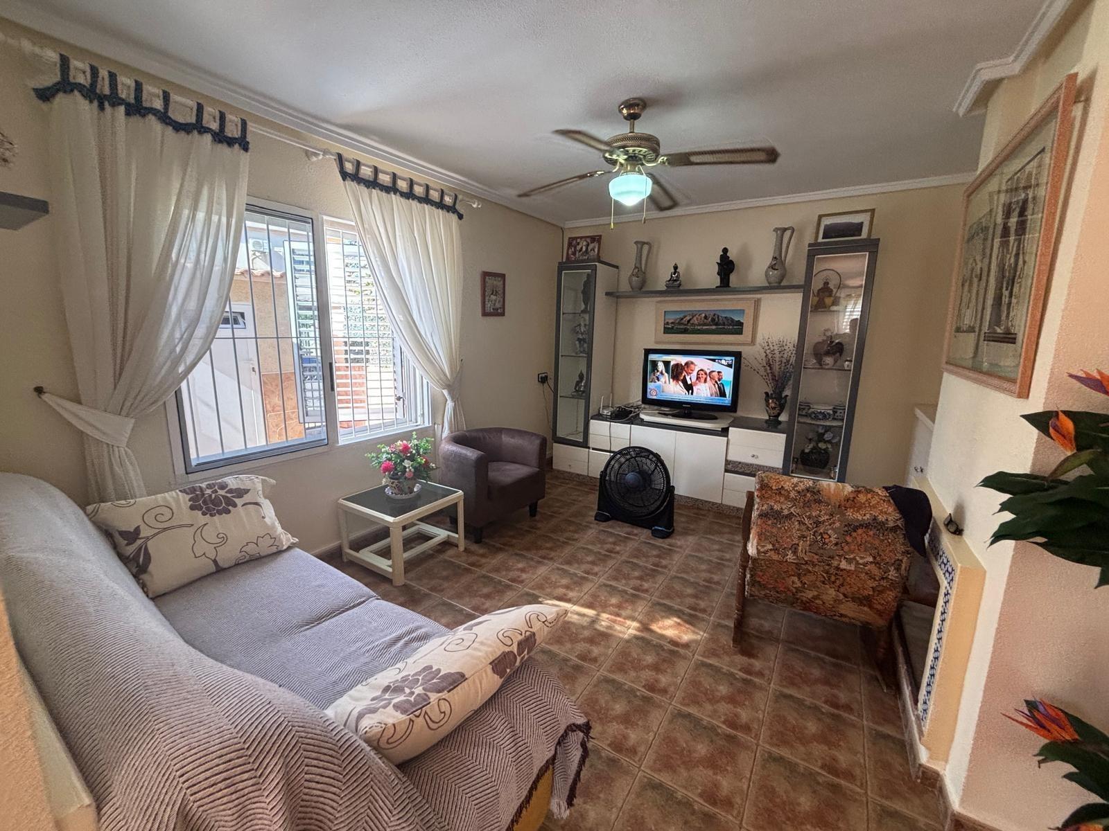 Duplex in Torrevieja, Alicante, Spain 4 bedrooms, 106 sq.m. No. 181802